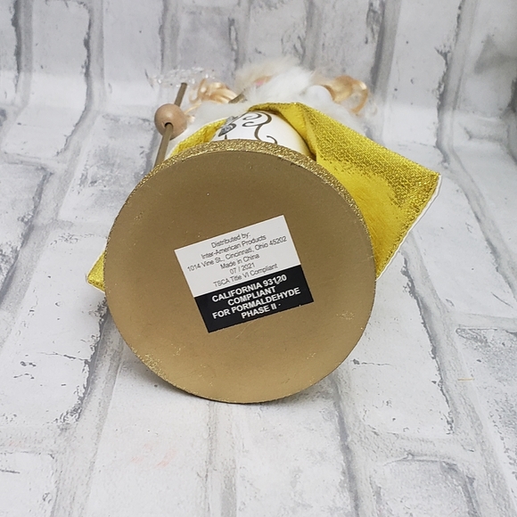 NUTCRACKR Queen in White and Gold,14" - Picture 10 of 12